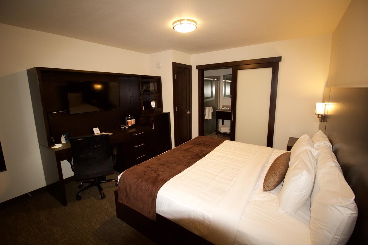 Boarders Inn & Suites By Cobblestone Hotels - Syracuse 외부 사진