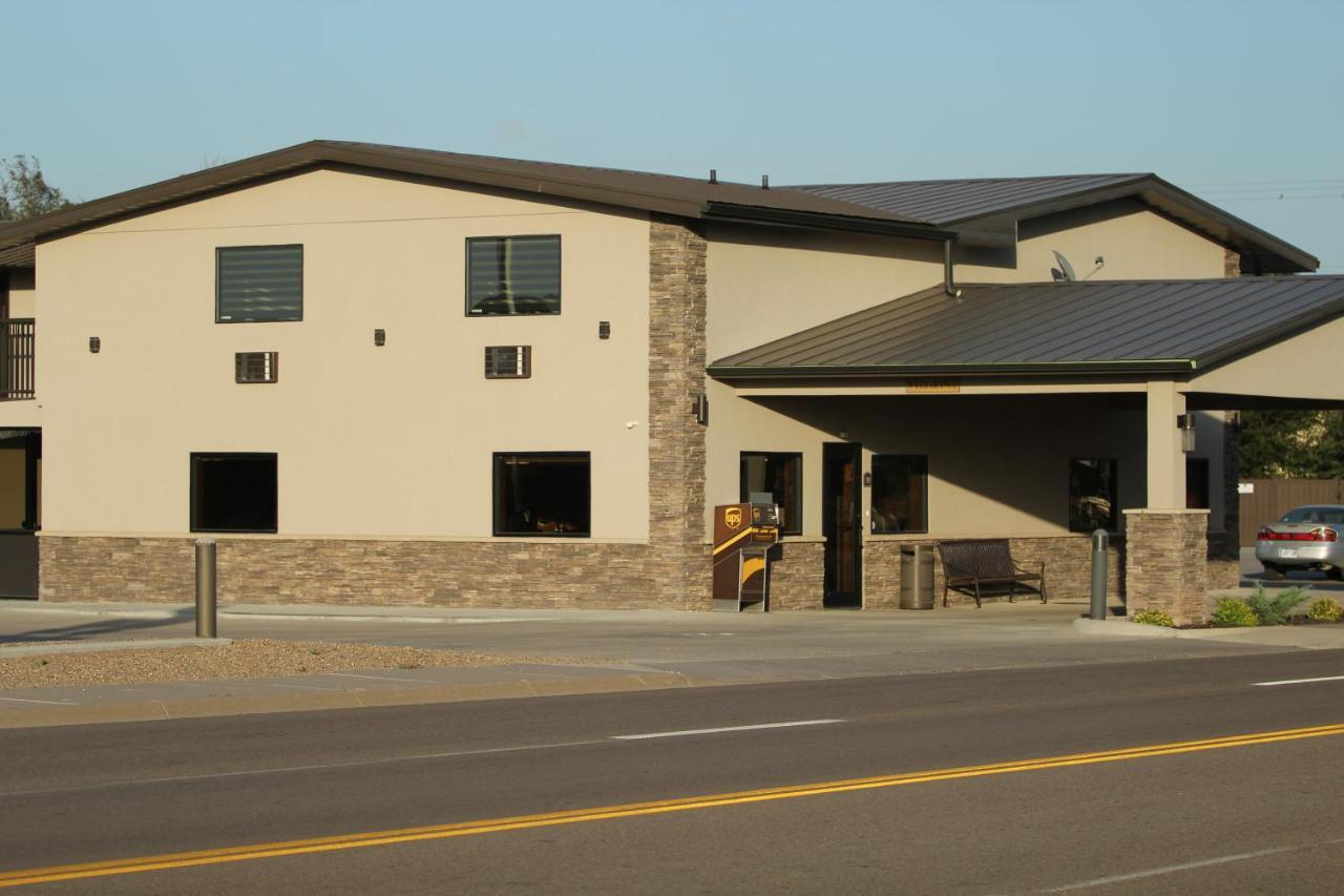 Boarders Inn & Suites By Cobblestone Hotels - Syracuse 외부 사진